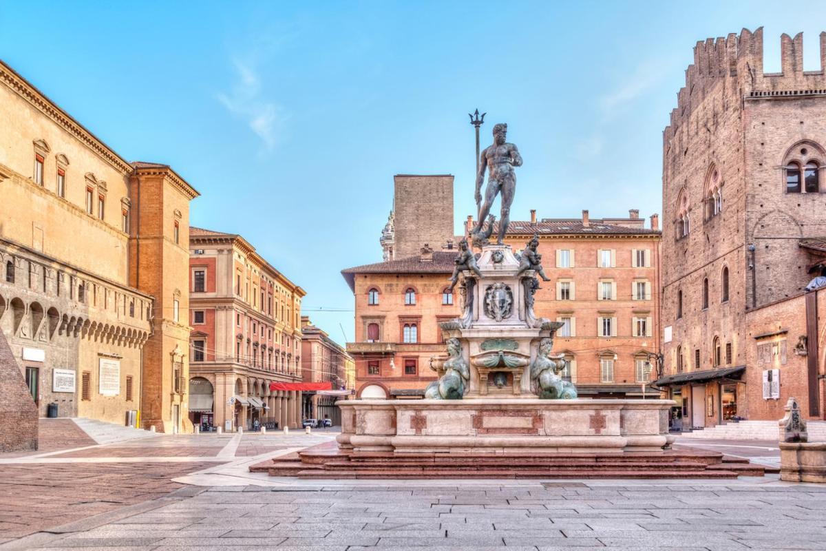 Piazza Maggiore-Luxury Apartment-Elegant Terrace Bologna Exterior foto